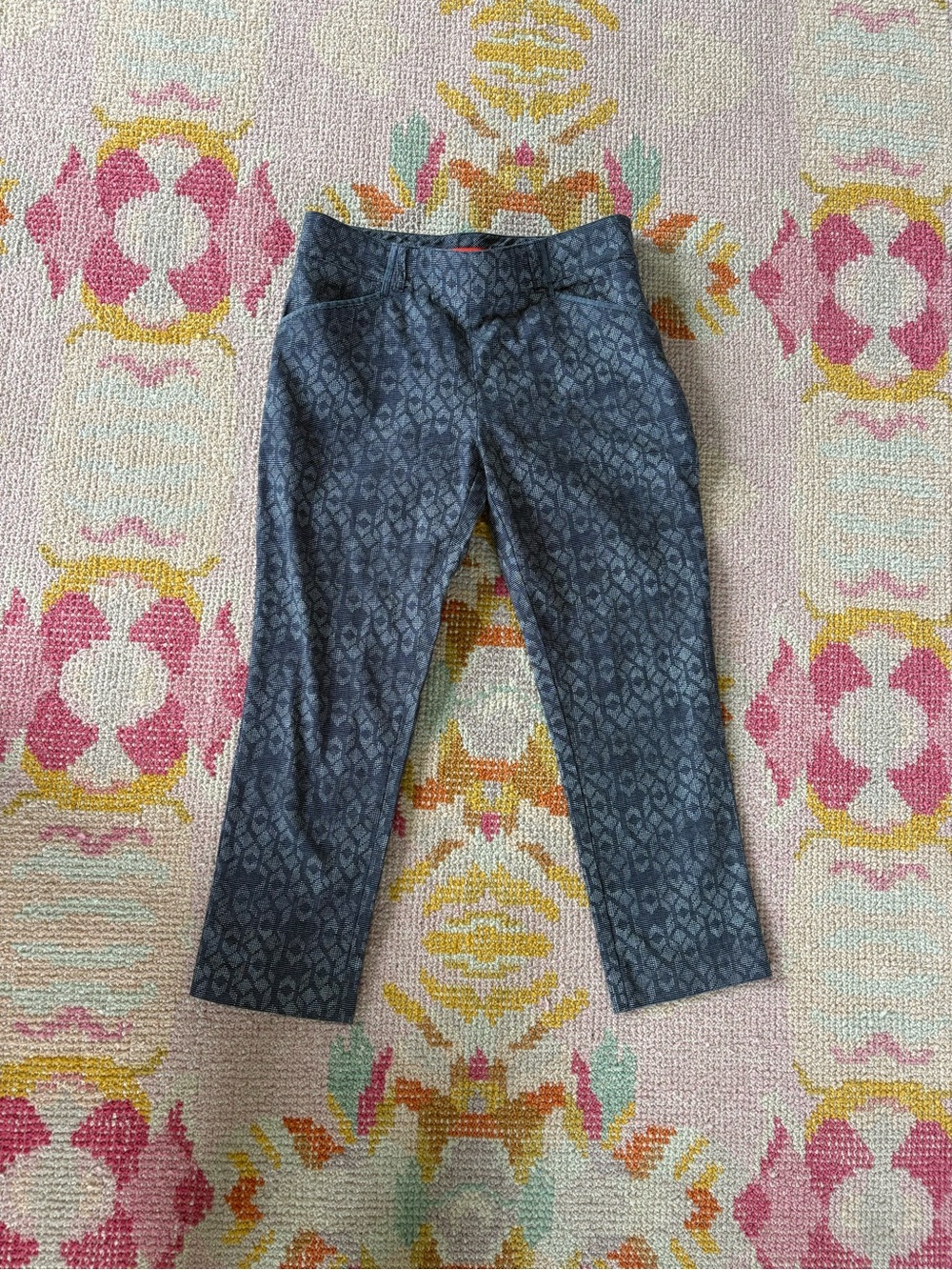 Navy Patterned capri Pants